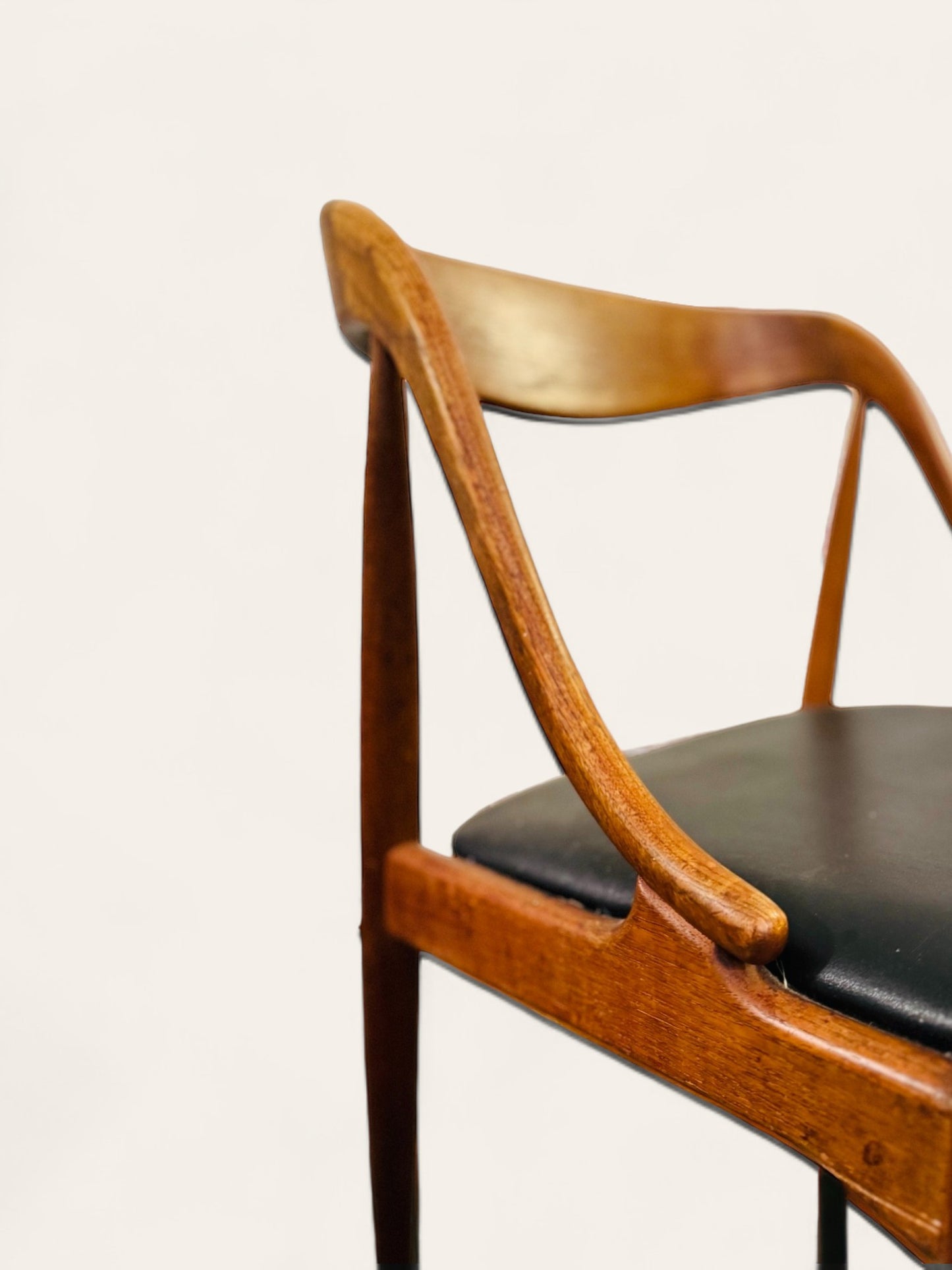 Pair of Vintage 1960s Mid Century Modern Danish Uldum Mobelfabrik Teak Chairs by Johannes Anderson