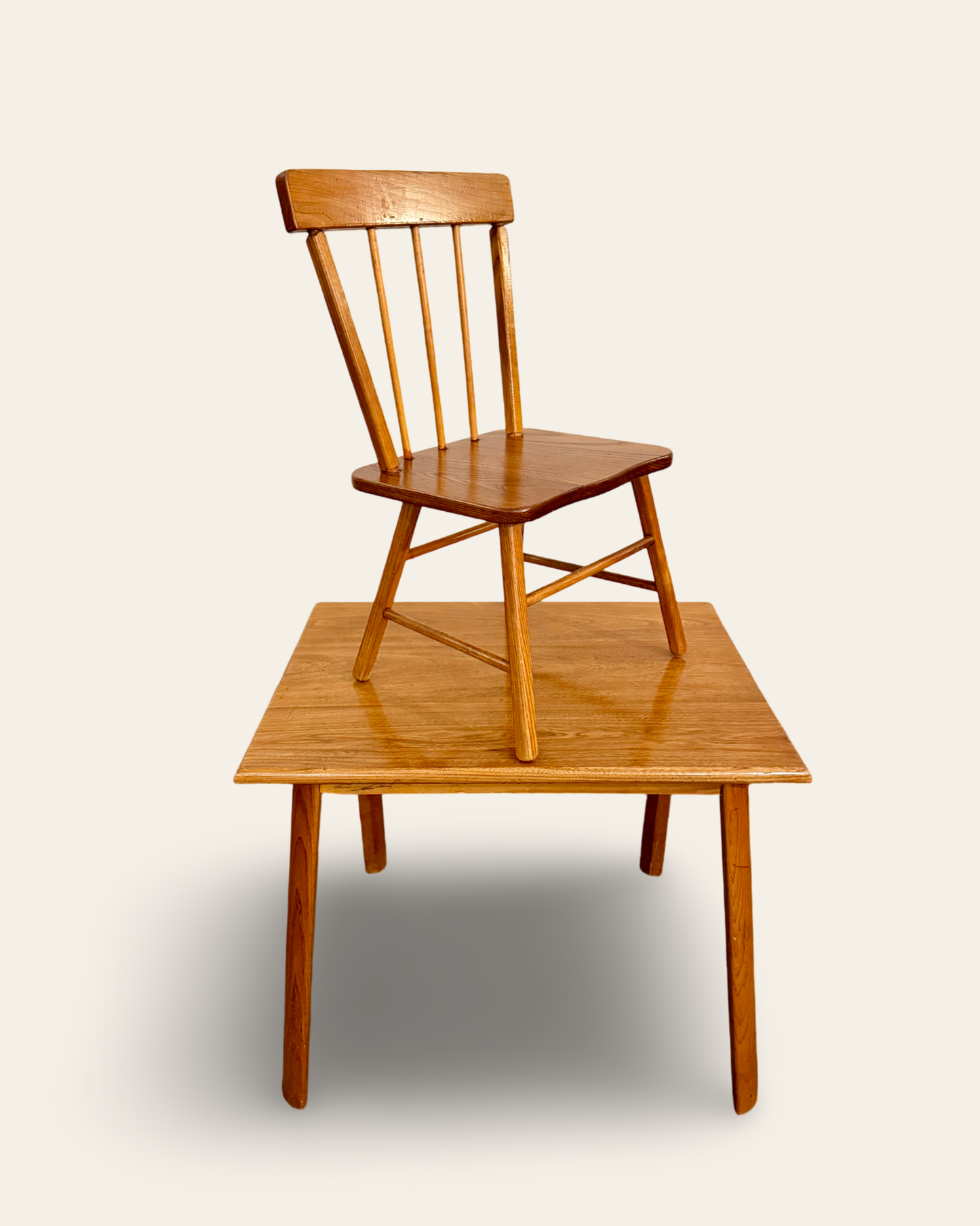 Vintage MCM Delphos Bending Company Child’s Table and Chair