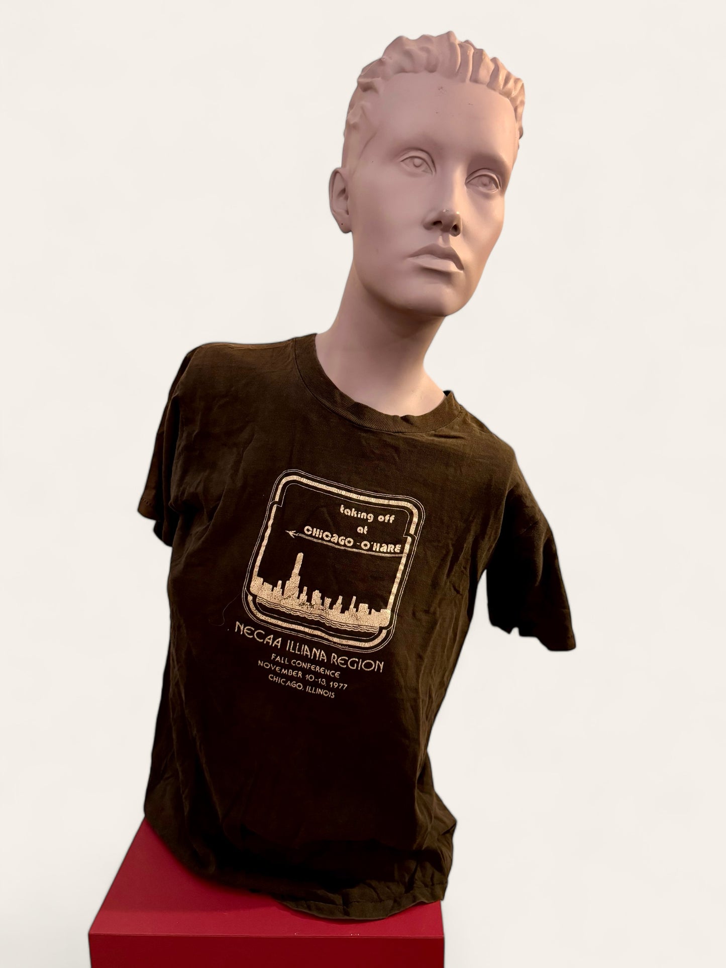 Vintage 1977 NECAA Fall Conference Chicago O'Hare T-shirt