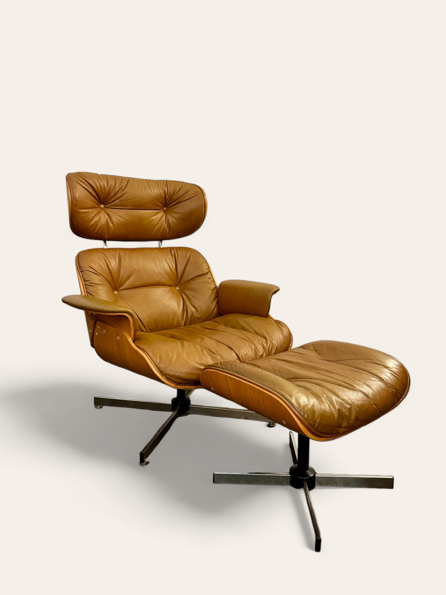 Original Vintage MCM Camel Color Plycraft Eames Style Lounge Chair with Ottoman