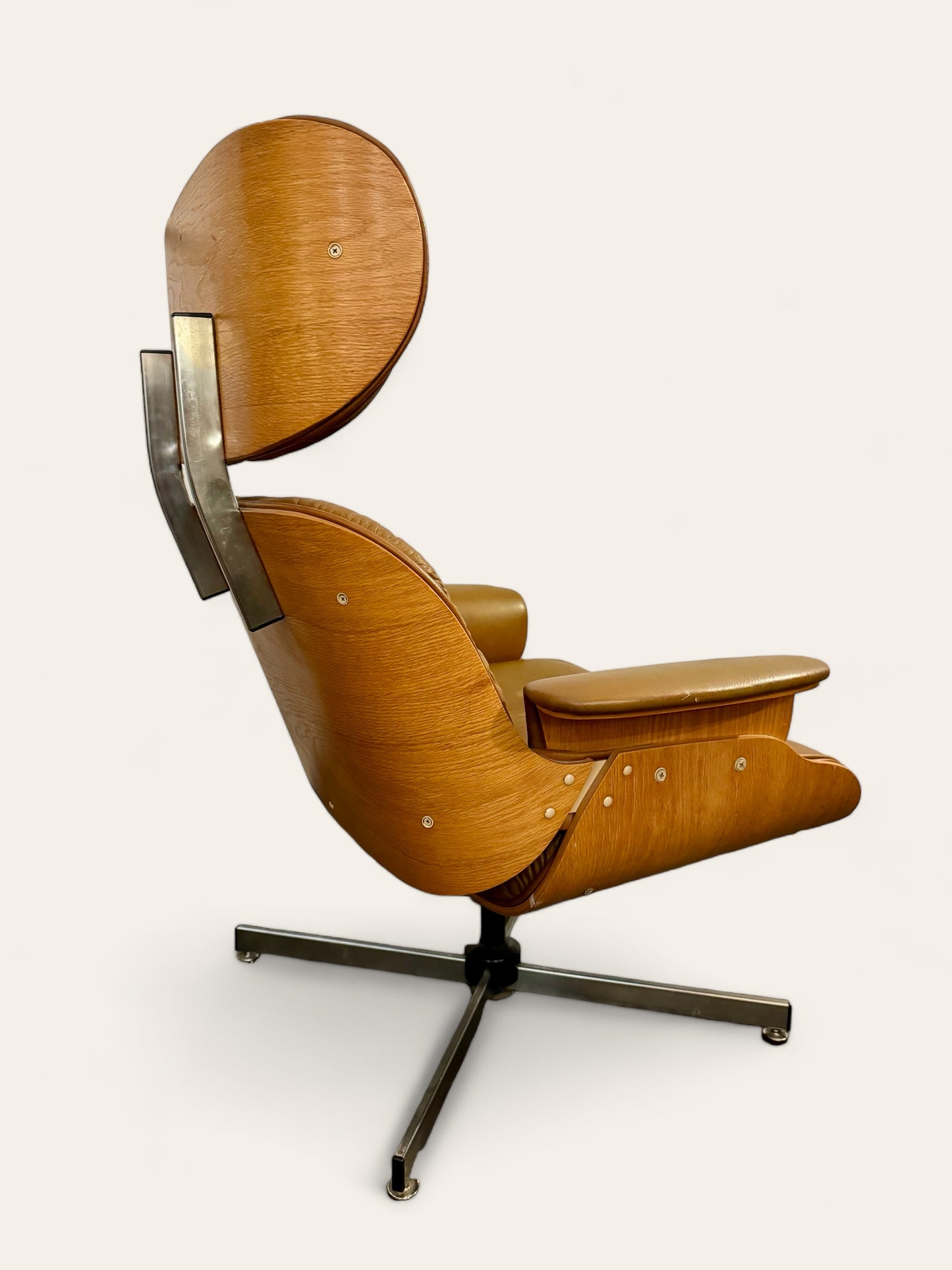 Original Vintage MCM Camel Color Plycraft Eames Style Lounge Chair with Ottoman