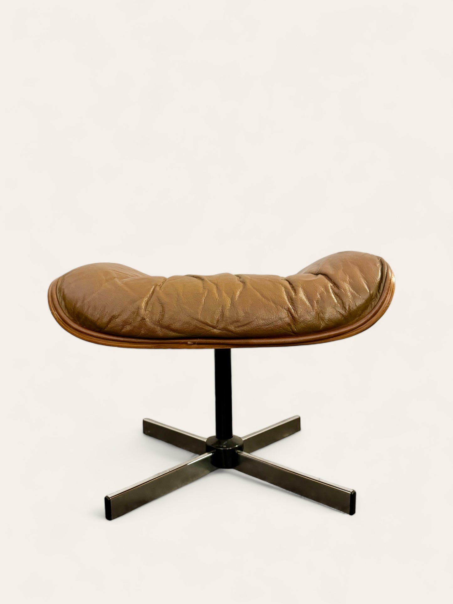 Original Vintage MCM Camel Color Plycraft Eames Style Lounge Chair with Ottoman