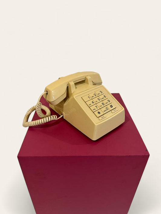 Vintage 1980s Radio Shack Push Button Desk Phone