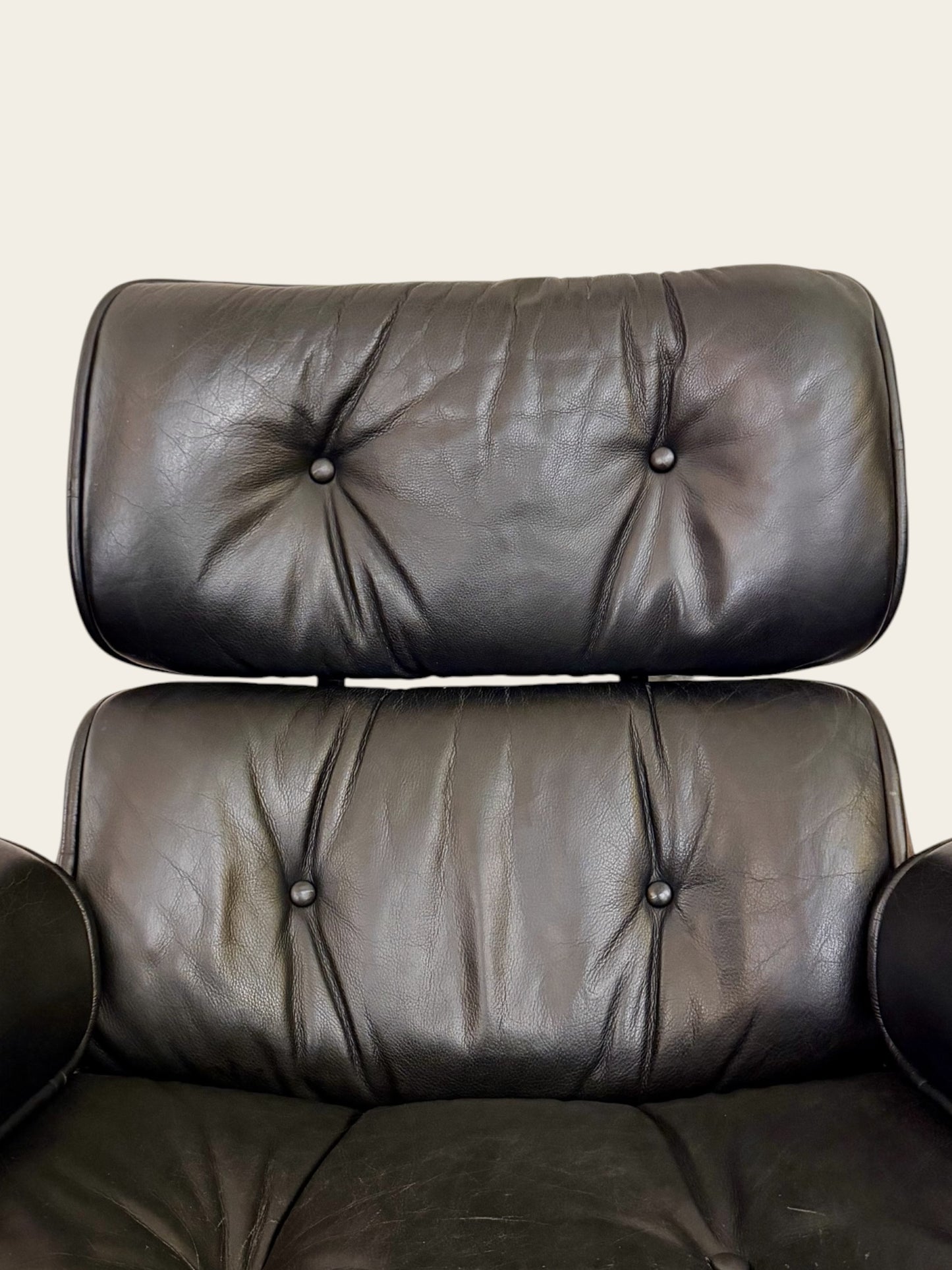 1960s/70s Vintage MCM Eames Style Lounge Chair Likely Made by Plycraft