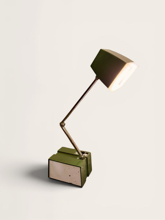 Vintage Hamilton Industries MCM Adjustable Desk Lamp