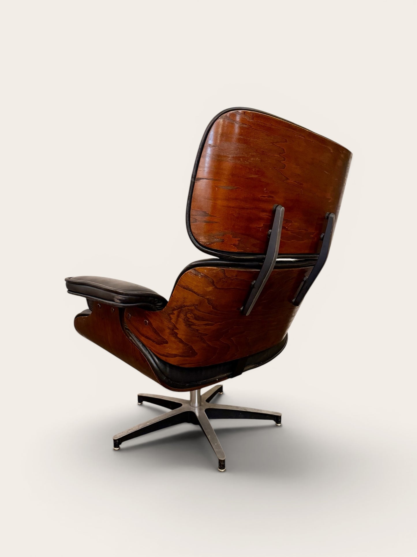 1960s/70s Vintage MCM Eames Style Lounge Chair Likely Made by Plycraft