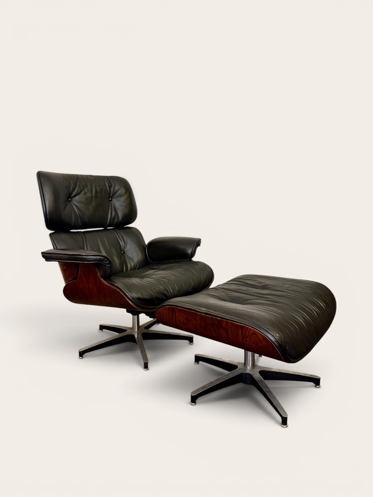1960s/70s Vintage MCM Eames Style Lounge Chair Likely Made by Plycraft