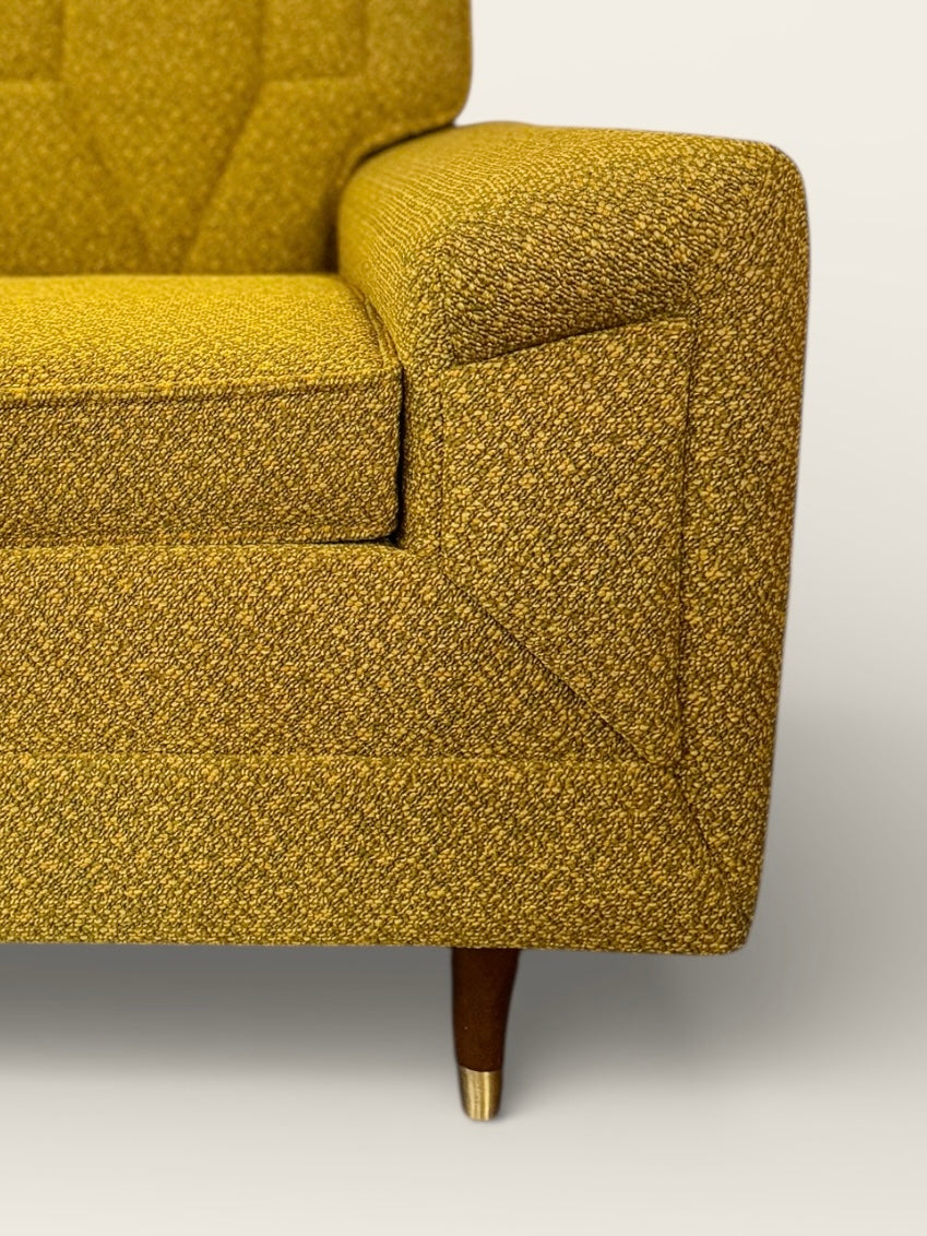 1960s Vintage MCM Flexsteel Sofa in Mint Condition