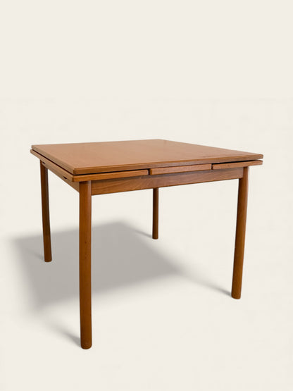 Vintage 1960s MCM Teak Dining Table with Slide-out Extensions