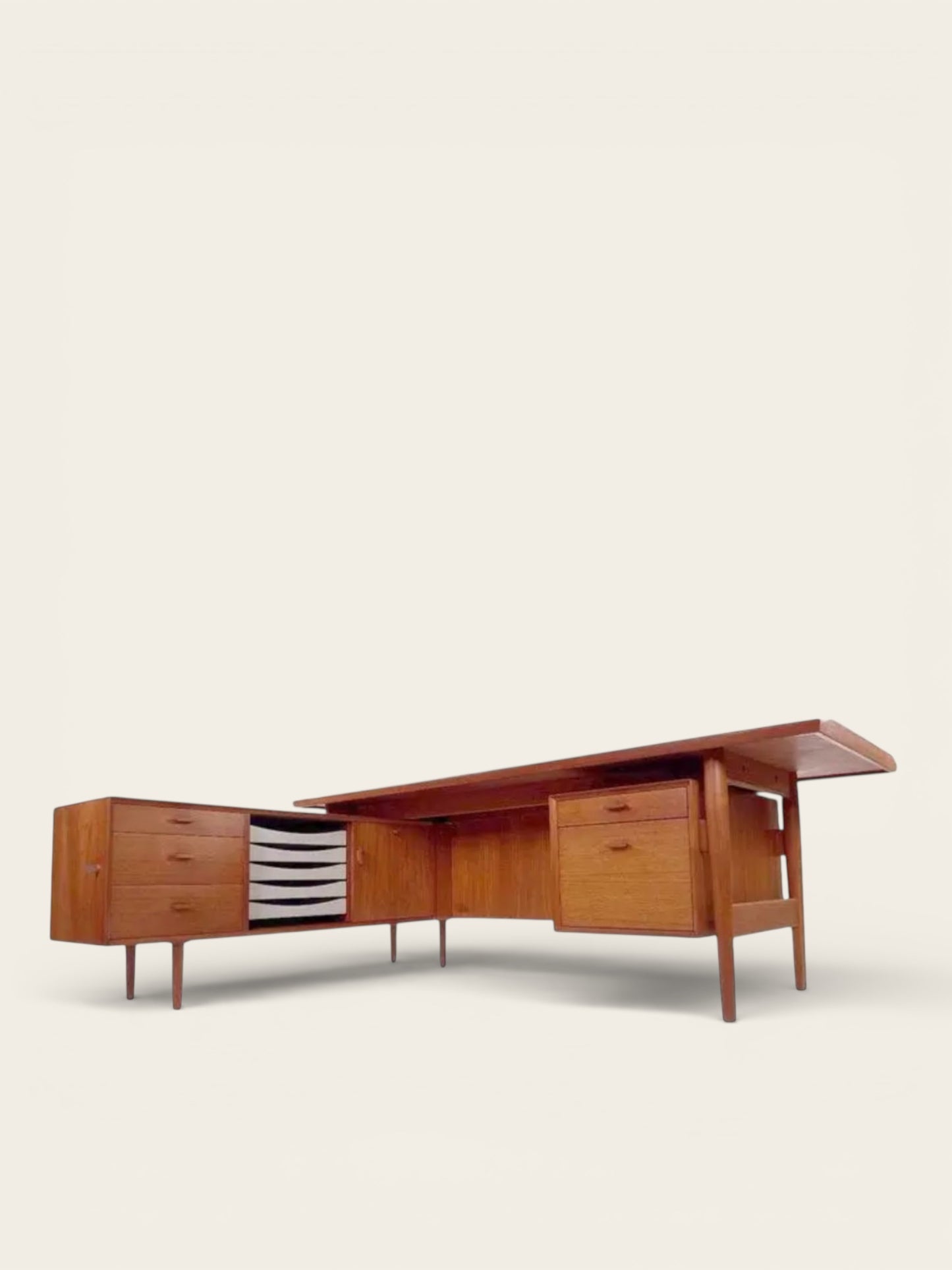 Arne Vodder Model 207 Vintage MCM Executive Desk (Sibast, Denmark, 1960s)