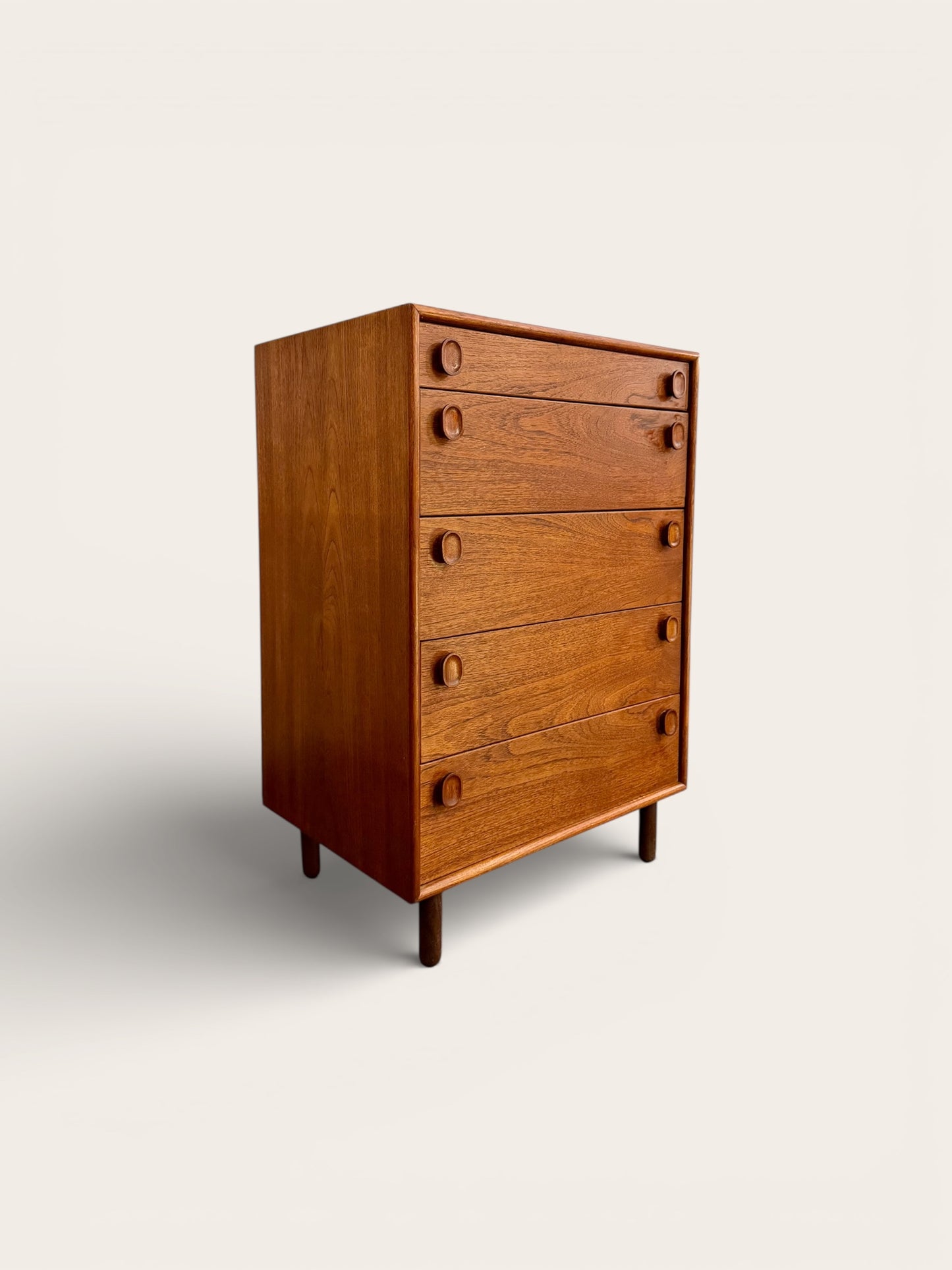 Rare 1960s Vintage MCM Peter Liley for Meredew Petite Tallboy Dresser