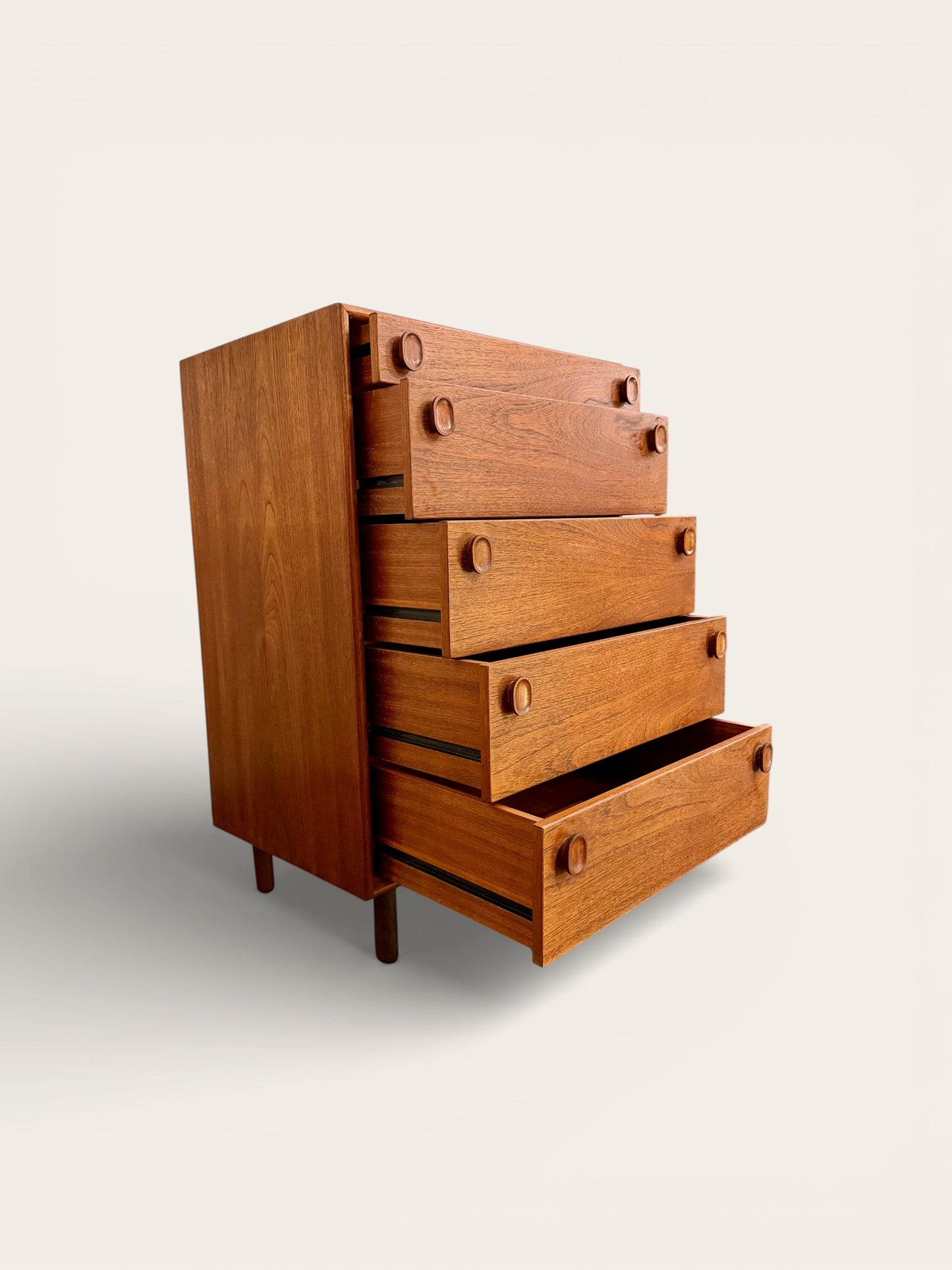 Rare 1960s Vintage MCM Peter Liley for Meredew Petite Tallboy Dresser