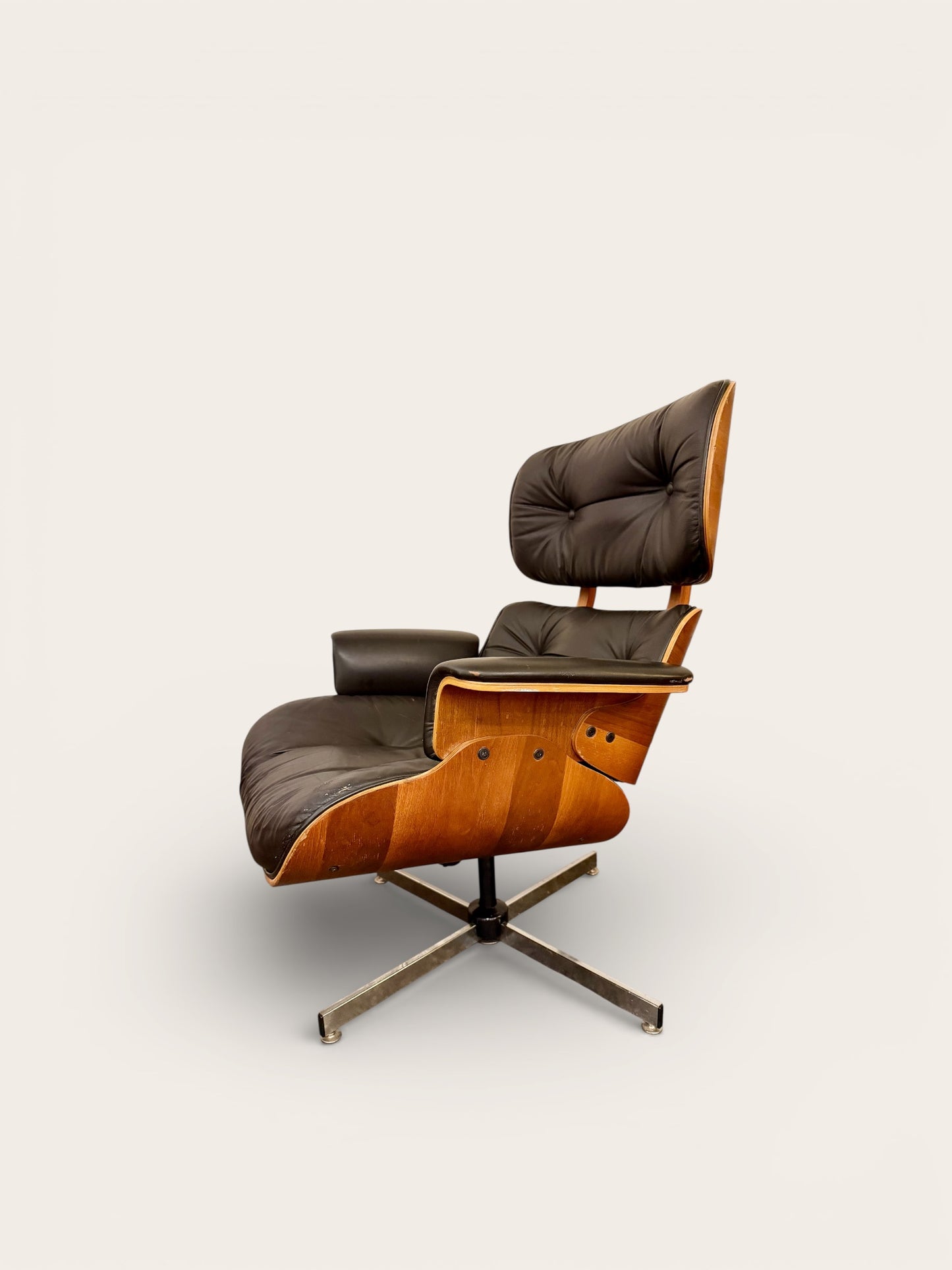 1960s Vintage MCM Selig Eames-Style Lounge Chair and Ottoman