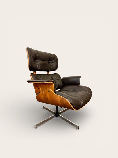 1960s Vintage MCM Selig Eames-Style Lounge Chair and Ottoman