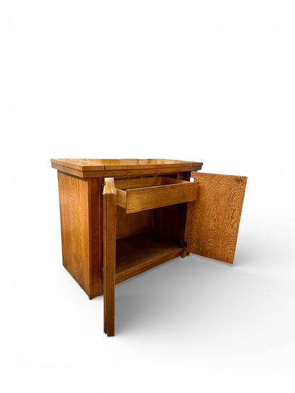 Vintage Broyhill Premier Mid Century Modern Oak Brutalist Style Flip Top Bar Cabinet