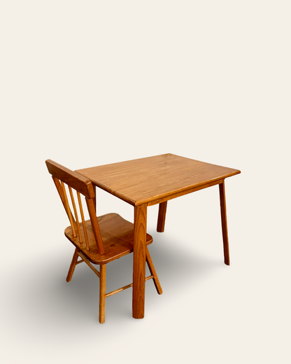 Vintage MCM Delphos Bending Company Child’s Table and Chair