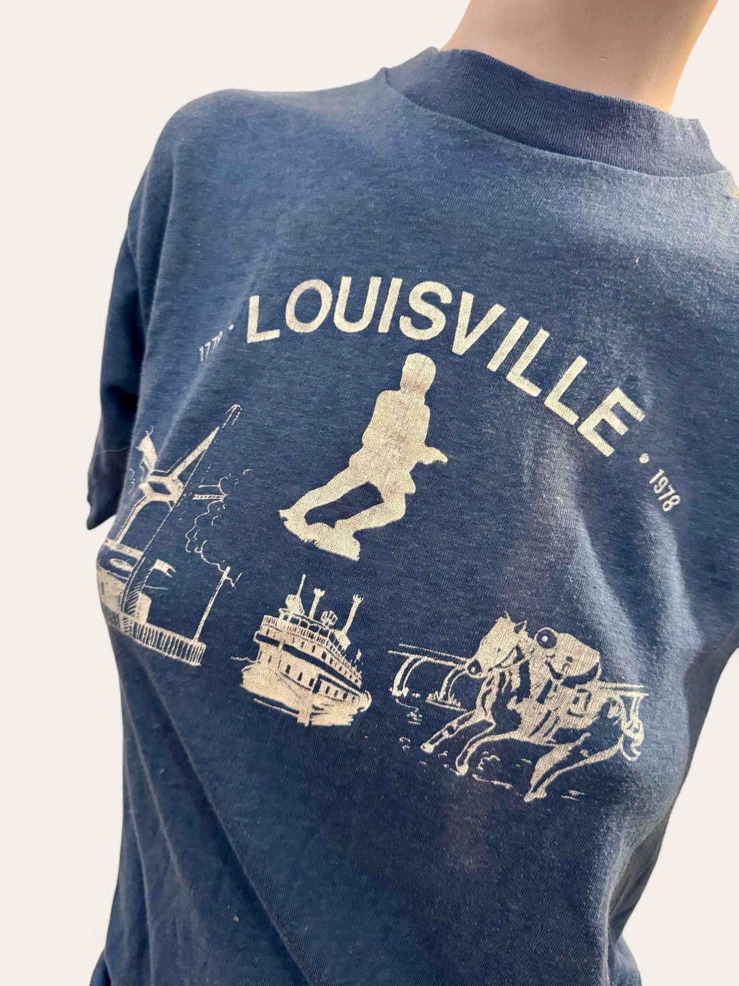 Vintage 1980s Louisville, KY T-shirt