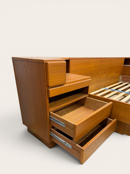 Vintage MCM Scan Coll of Denmark Queen Platform Bed + Kibaek Møbelfabrik Teak Light Bar
